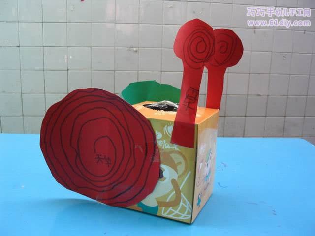 幼儿手工——纸盒蜗牛