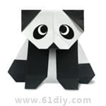 动物折纸图解：蹲着的熊猫