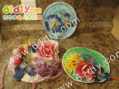 漂亮的一次性纸盘帽Paper Plate Flower Hats