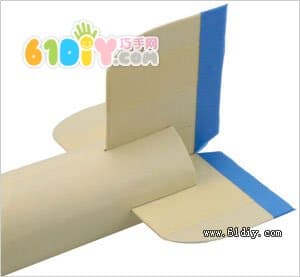 保鲜膜纸筒制作飞机模型
