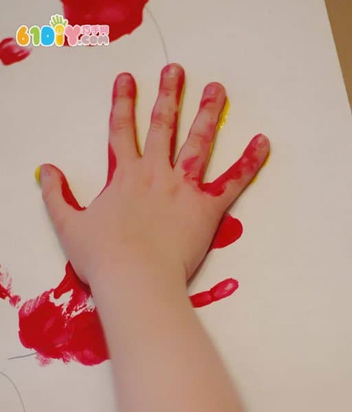 儿童新年手工——手印画龙