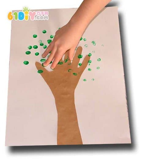 儿童趣味手印画——果树