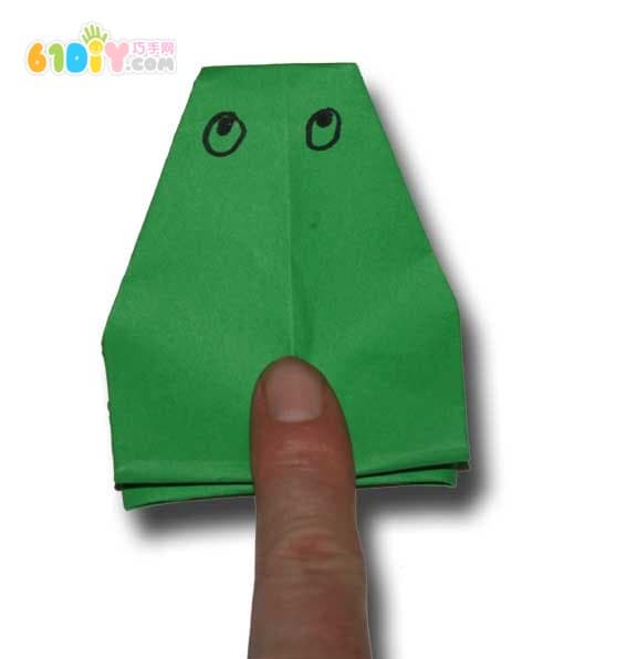 儿童折纸教程——会跳的青蛙