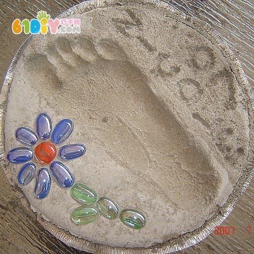 用沙子DIY制作手脚印工艺