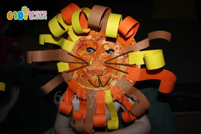 DIY制作纸盘狮子面具