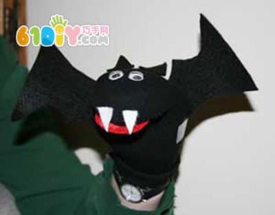 万圣节：袜子手工制作蝙蝠手偶