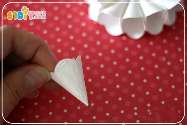 教你怎样制作纸花球