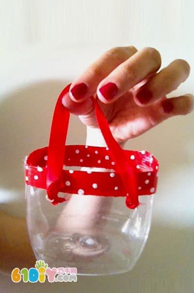 塑料瓶DIY制作迷你手提袋