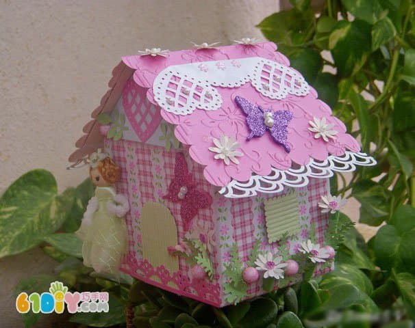 废纸盒大改造 美丽的童话小屋