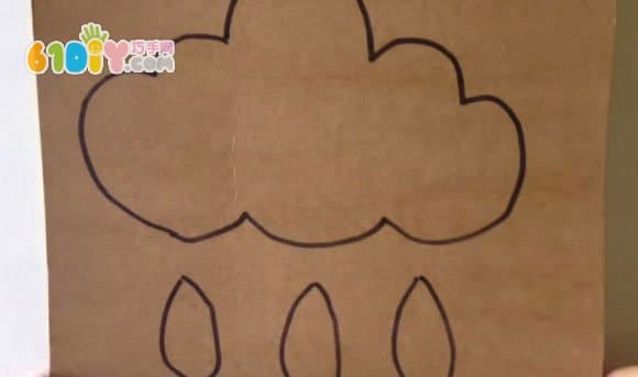 胶带废纸板DIY制作雨云挂饰