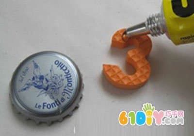 废瓶盖制作印章玩具