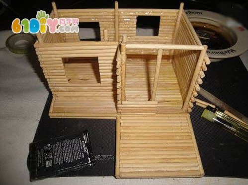 用筷子DIY制作房子