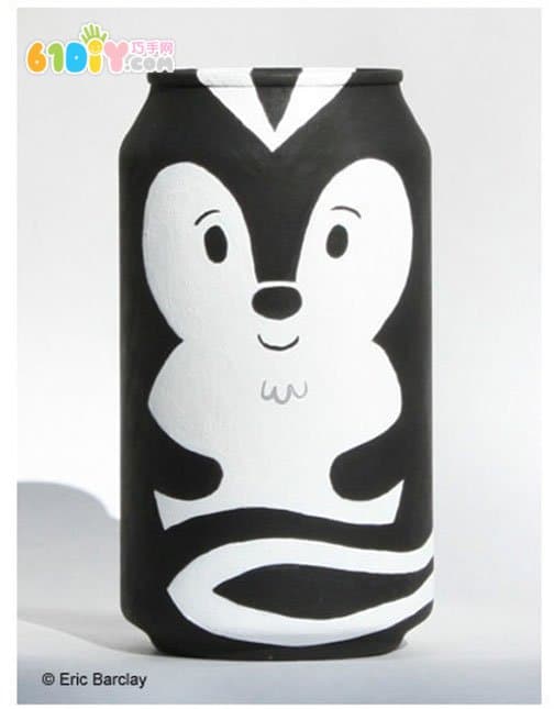 易拉罐手绘作品 熊猫和松鼠
