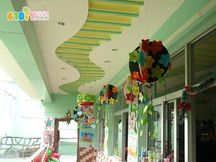 幼儿园走廊吊饰 纸盘花朵