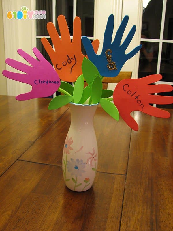 教师节自制礼物 漂亮的手形花