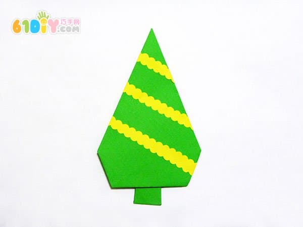 幼儿园植树节手工 漂亮的折纸树