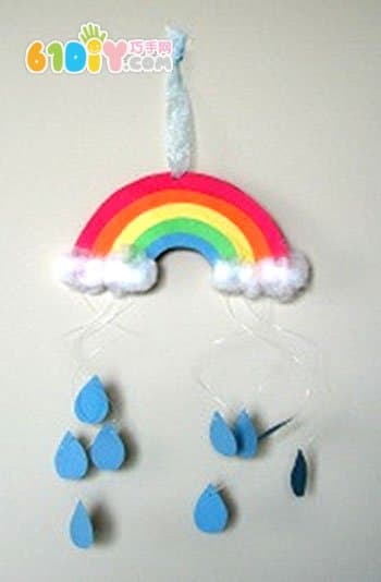怎样制作漂亮的彩虹雨挂饰