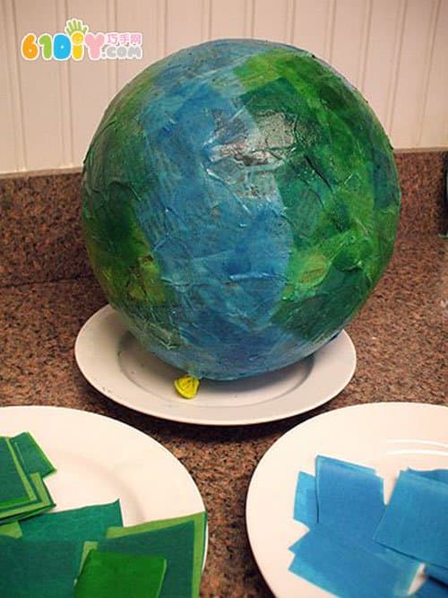 地球日手工 利用气球报纸制作地球