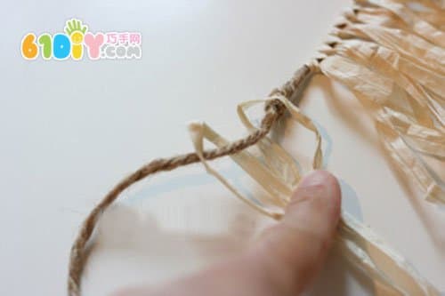 幼儿园演出服：纸绳手工制作夏威夷裙