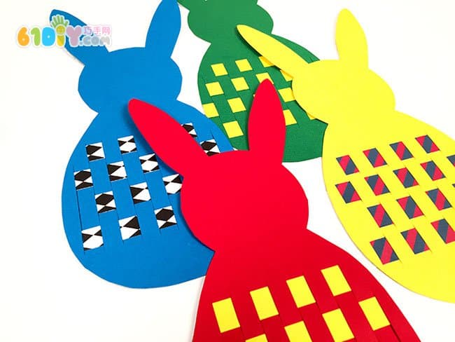 儿童制作简单的纸编兔子