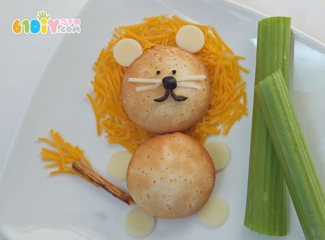 辣妈趣味早餐DIY 卡通小狮子
