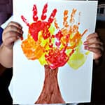 儿童手印画 秋天的大树