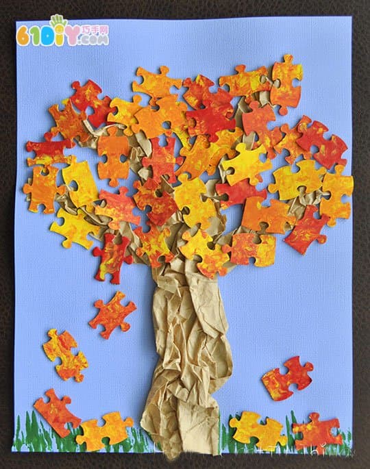 儿童手工 利用拼图制作秋天的树贴画
