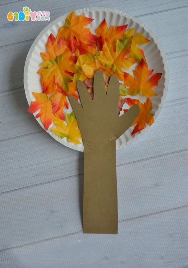 纸盘创意 儿童制作秋天的大树
