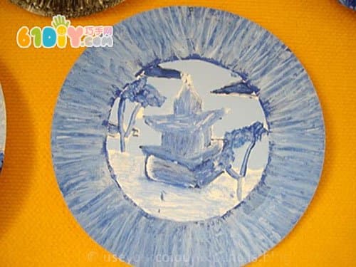 漂亮的手绘青花瓷纸盘画作品