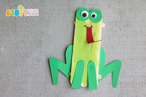 幼儿园手工 雪糕棒制作小青蛙