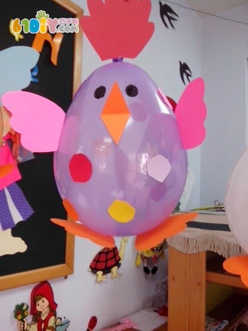气球制作新年小鸡挂饰