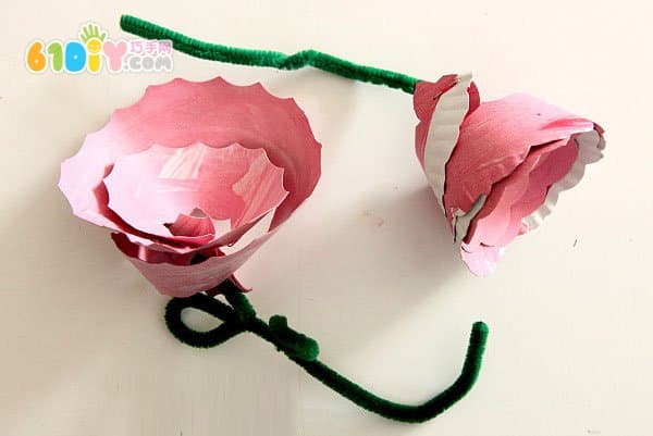母亲节DIY 怎样制作纸盘玫瑰花