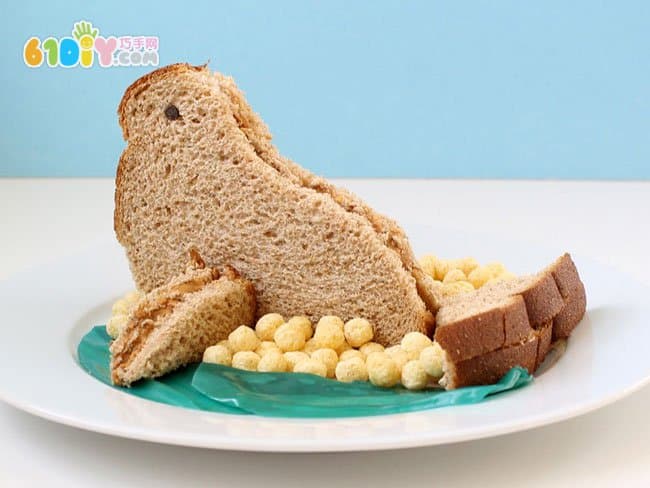 亲子卡通早餐制作 小海狮三明治