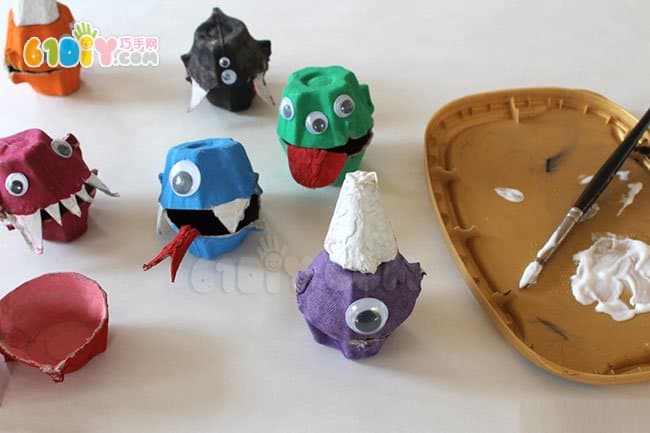 鸡蛋盒DIY制作万圣节小怪物
